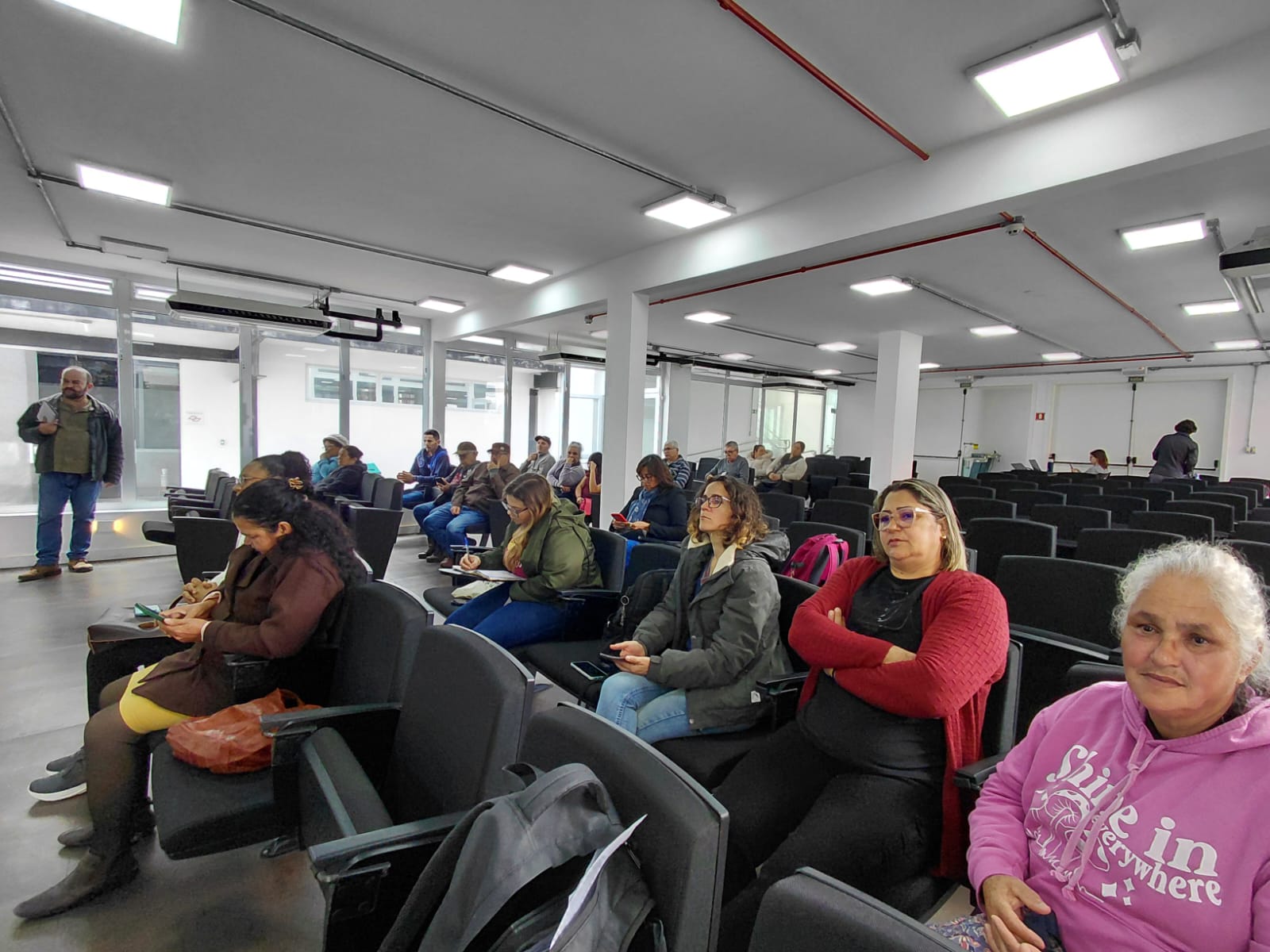 Avivari fortalece cadeia produtiva de mudas nativas no Vale do Ribeira 